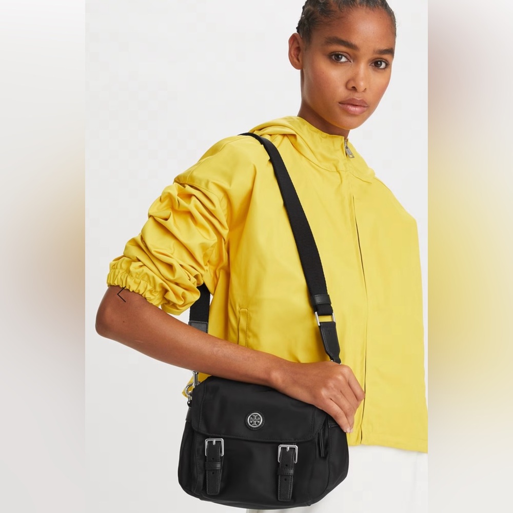 Tory Burch Virginia Recycled Nylon Small Messenger Crossbody ~NWT~ Black - Picture 4 of 14